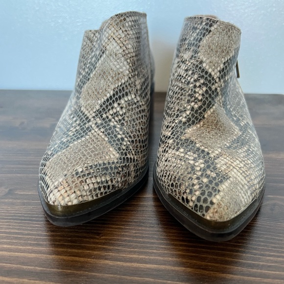 Lucky Brand Faux Snakeskin Heeled Leather Booties Size 7.5 - Picture 9 of 9